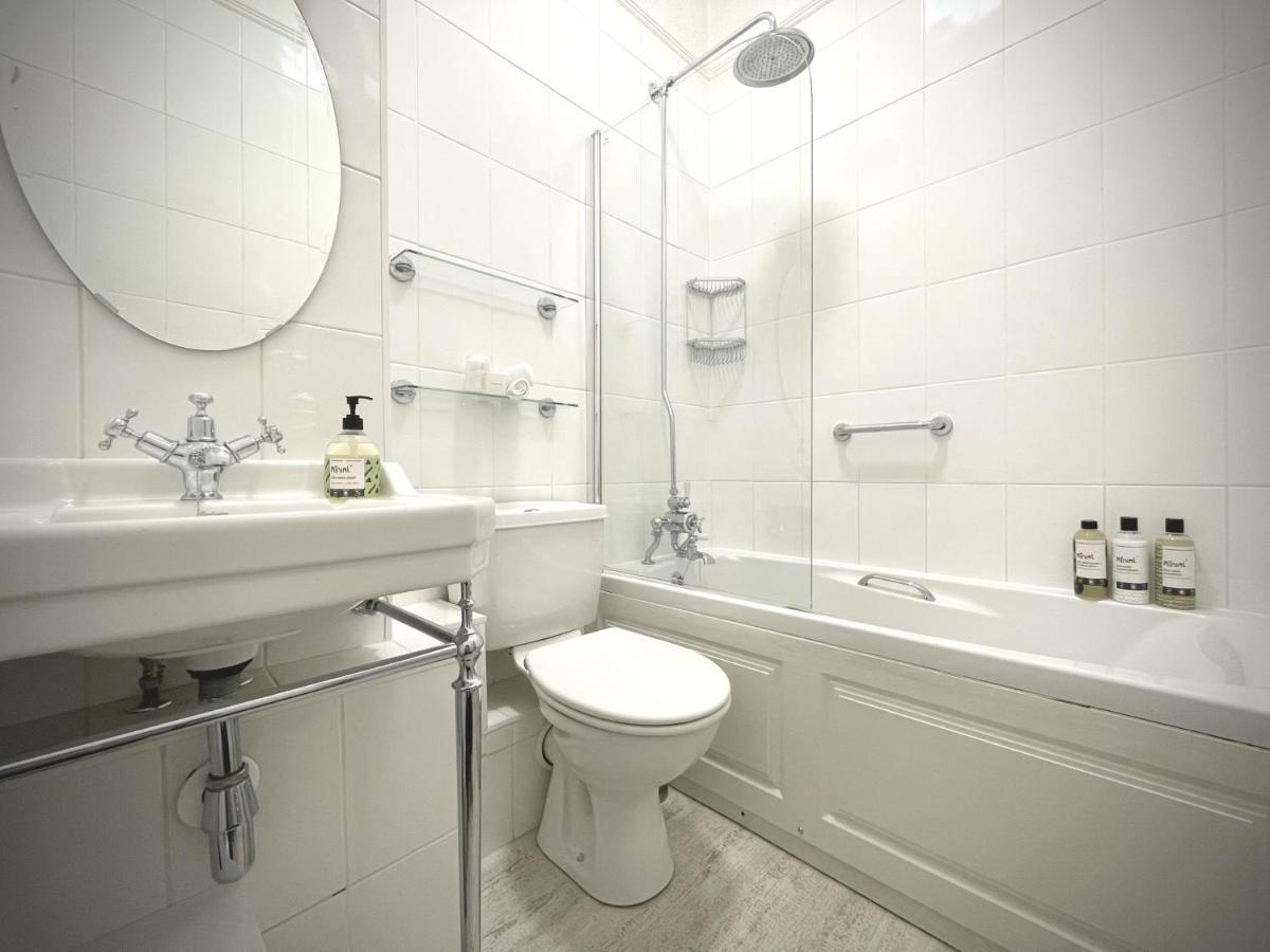 City Centre Luxury Holiday House With Outdoor Bath And Parking York Zewnętrze zdjęcie
